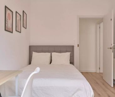 Room in a shared 11-bedroom apartment for rent in La Xerea - Foto 4