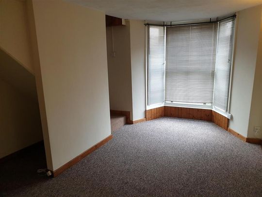 2 bedroom semi-detached house to rent - Photo 1