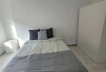 Carrer de Sant Lluís Bertran, Torrent, Valencian Community 46900