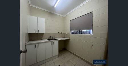 Your Urban Retreat Awaits! - Photo 4