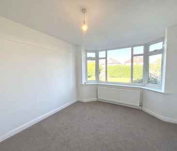 Three bedroom - Semi detached - Photo 2