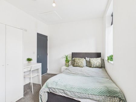 5 bedroom terraced house to rent - Photo 4