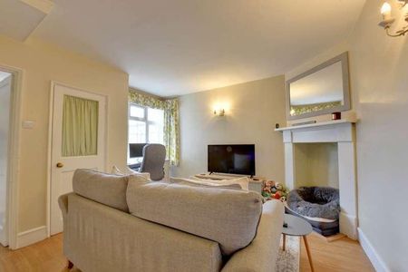 Northfield Road, Lower Shiplake, Henley-on-thames, RG9 - Photo 3