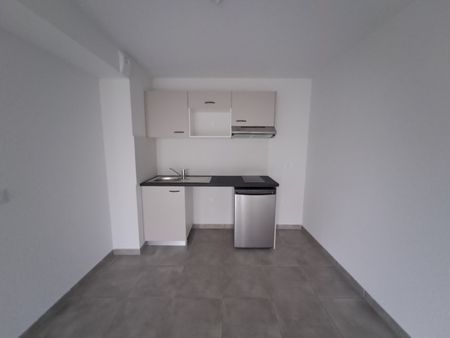 Location Appartement 2 pièces 46m² PERPIGNAN 66000 - Photo 4