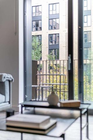 Greenford Quay, Greenford, UB6 - Photo 3