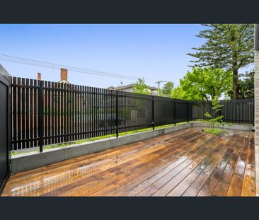 1/92 Brougham Street, Kew, Vic 3101 - Photo 3