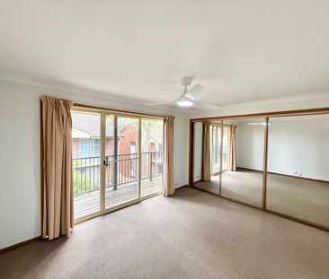 1/202 Brunker Road, Adamstown - Photo 3