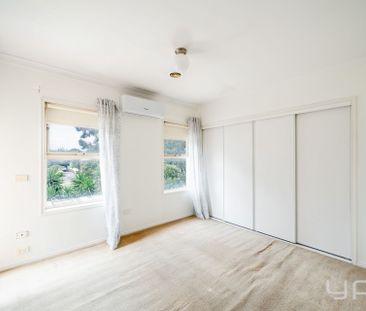 Townhouse Living in a Prime Point Cook Location - Photo 1