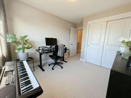 For Lease - 107 Aura Avenue, Barrhaven, Ontario - Photo 4