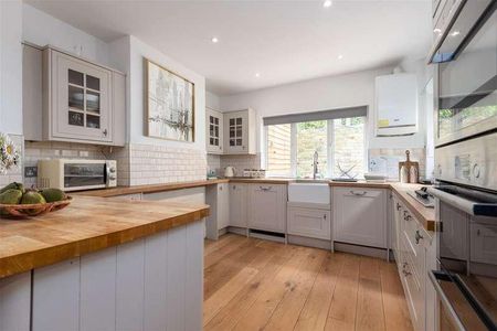 New Road, Chatham, Kent, ME4 - Photo 4