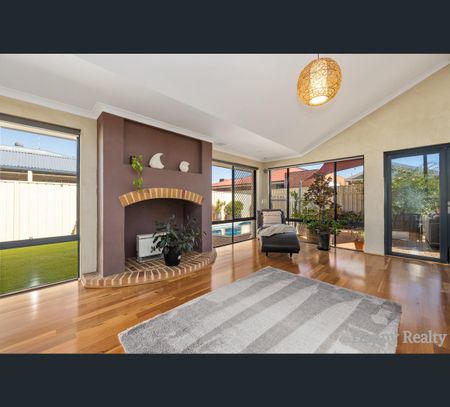 6 Russelia Street, Canning Vale, WA 6155 - Photo 2