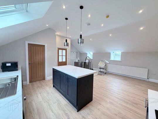 The Lodge, 11 Reservoir Road, Banbridge, BT32 4LD - Photo 1