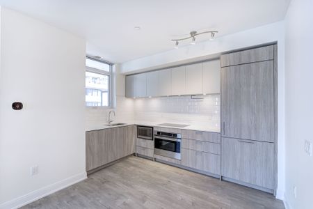 For Lease - 65 Annie Craig Drive Unit# 504, Toronto, Ontario - Photo 2