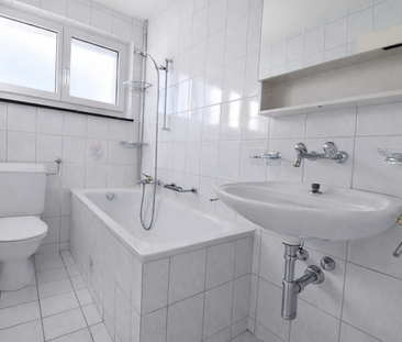 Zentrale 3.5 Zimmer-Wohnung mit Weitsicht - Photo 6