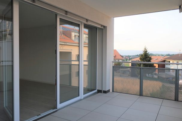 2 ½ PIÈCES - Avec un balcon ! - Foto 1