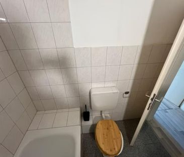 3 Zimmer Wohnung auch WG geeignet mit Balkon / Loggia - Photo 4