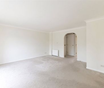 Paveley Drive, Morgans Walk, Battersea, London, SW11 flat to rent - Photo 5
