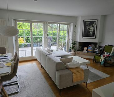 Charmante 3.5-Zimmer-Wohnung mit grosser Terrasse - Photo 1