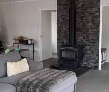 MORRINSVILLE - 3 BEDROOM - Photo 4