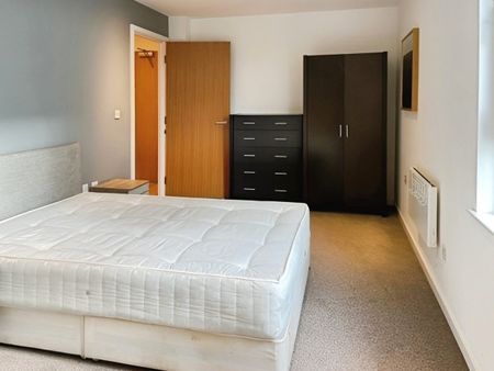 2 bedroom apartment to rent - Photo 4