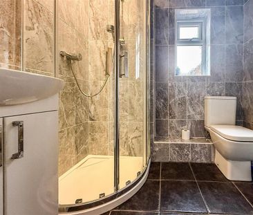 2 bedroom detached house to rent - Photo 4