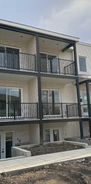 4 1/2 - 1 mois gratuit - Salaberry-de-Valleyfield - Photo 1