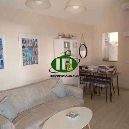 Bungalow renoviertin ruhigem Complex gelegen. Mit 1 Schlafzimmer und eingezäunter großer Terrasse - Photo 4