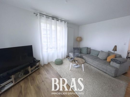 Location Appartement 2 pièces Meublé 54m² VANNES 56000 - Photo 1