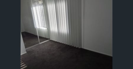 NEW renovated 3 bedroom townhouse - Photo 4