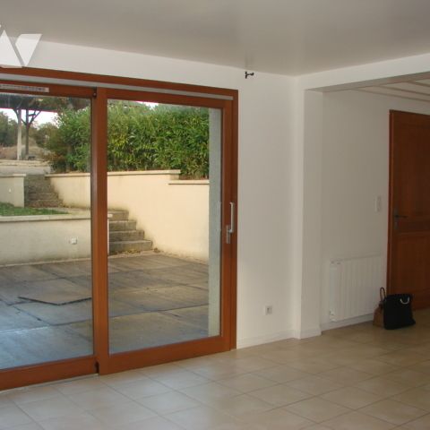 Maison individuelle, 4pp - 87m2 - village à 10mn ROSNY S/S (78200) - Photo 1