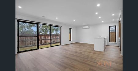 Beautifully Built Brand New Family Home in a Prime Mernda Location! - Photo 5