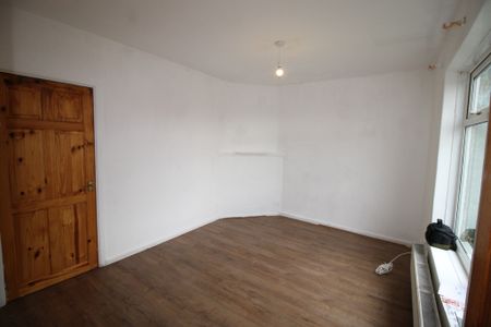 Totteridge Road, High Wycombe - Photo 2
