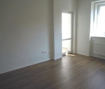 Tolle 2 Raum Wohnung mit Balkon in super Wohngebiet - Foto 1