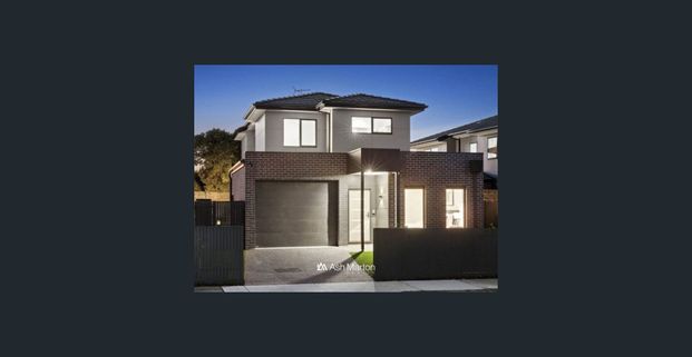 Stylish Living In the Zone - Photo 1