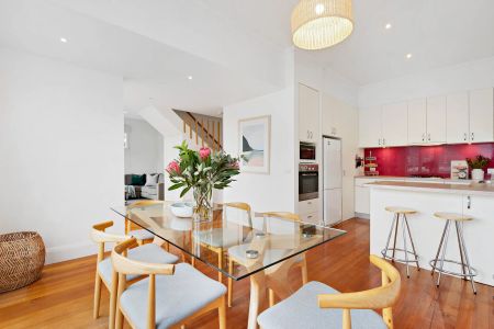 CALIFORNIAN BUNGALOW DELIGHT - Photo 4