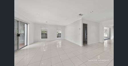 RECENTLY RENOVATED TOWNHOUSE FOR LEASE - Photo 4