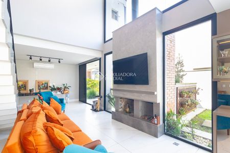 Casa com 4 quartos e 263m² para alugar em Vila Nova, Porto Alegre. - Photo 2