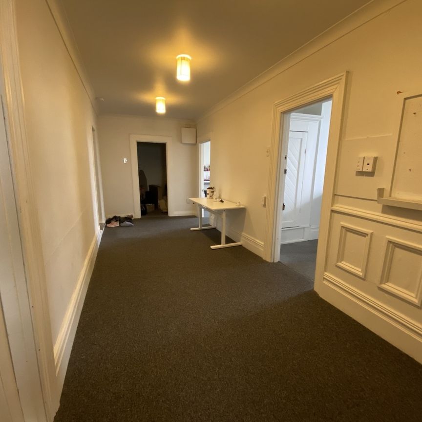 4 Bedroom City Rise Flat - Available for 2026 - Photo 1