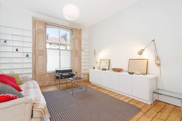 3 Bed Flat, Graham Road, E8 - Photo 1