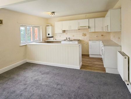 2 bedroom flat to rent - Photo 5