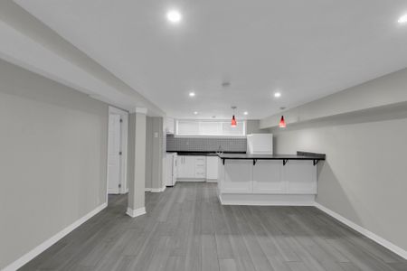 For Lease - 35 Benton Street, Brampton, Ontario - Photo 4