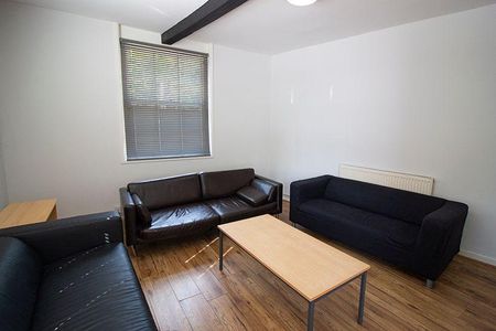 7 bedroom townhouse to rent - Photo 5