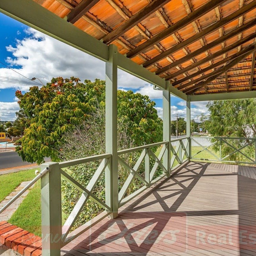 NEAT AND TIDY HOME - Photo 1