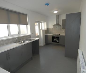 4 bedroom property to rent - Photo 3