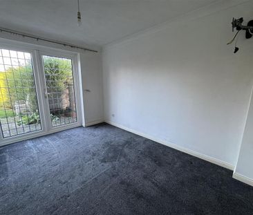 4 bedroom detached house to rent - Photo 1