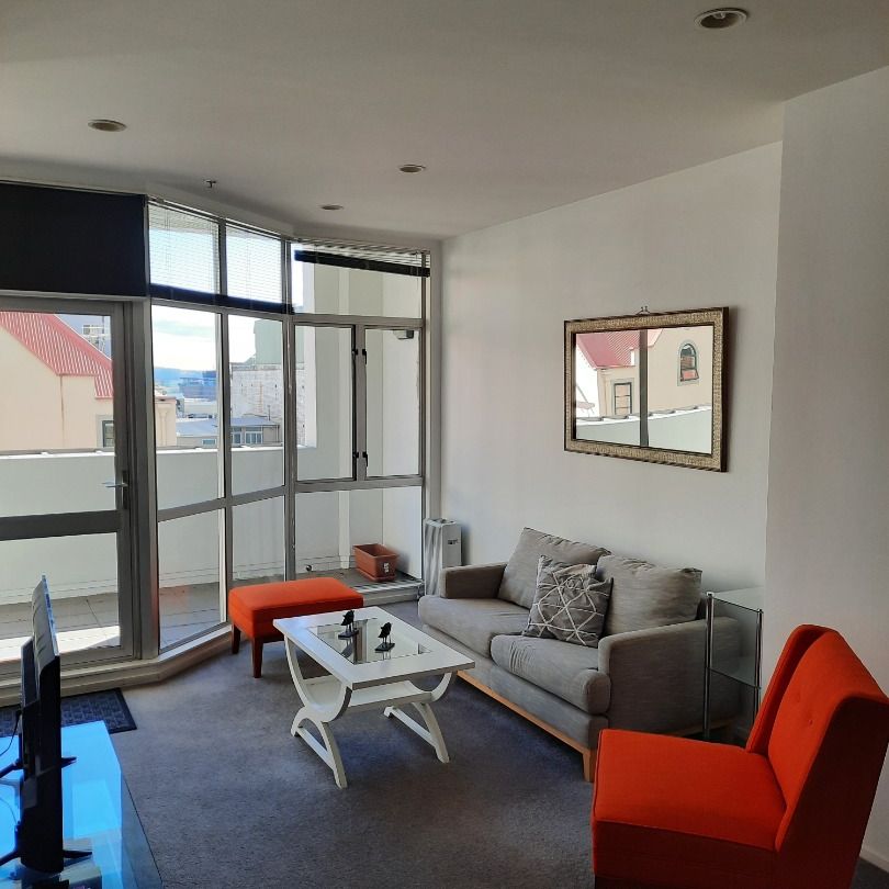 Fully Furnished Two Bedrooms One Bathroom Apartment in the City - Photo 1