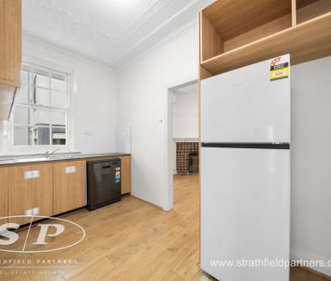 Three bedroom house for lease - Photo 4