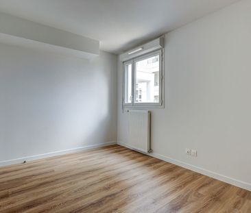 Location Appartement 3 pièces 64m² - Photo 4