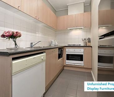 606/318 Little Lonsdale Street - Photo 4
