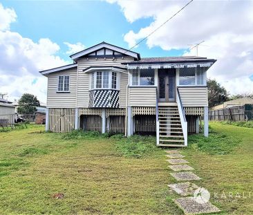 “Large Character Home in Prime Location” - Photo 6